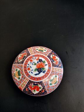 Vintage Imari Trinket Box